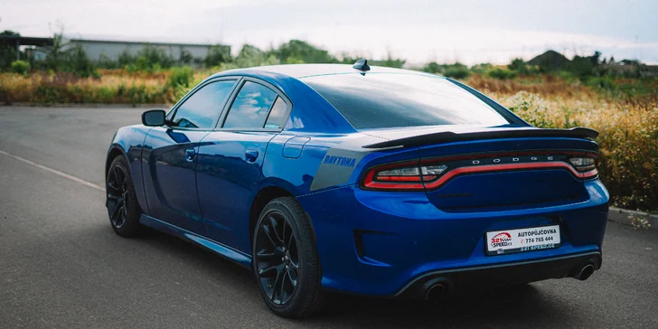 Králem silnic na 12, 24 či 48 hod.: Dodge Charger 5.7 V8 HEMI s výkonem 400 koní