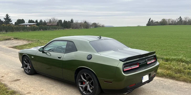 Dodge Challenger 6.4 V8 SRT Scat Pack 392 na 12, 24 či 48 hodin
