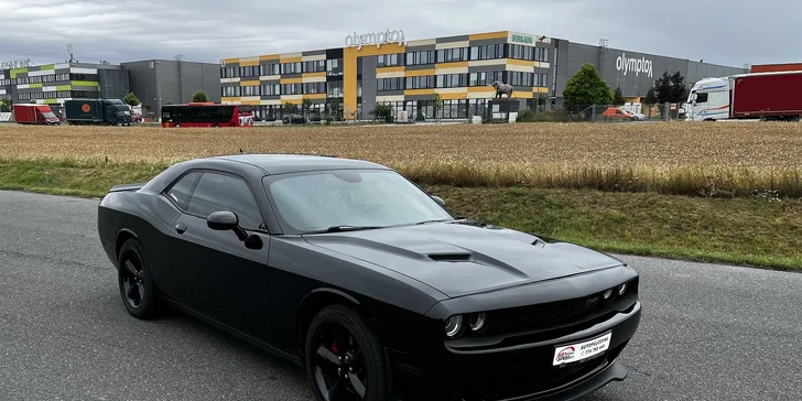 Zapůjčení Dodge Challenger 5.7 V8 HEMI na 12, 24 či 48 hod.