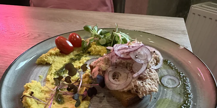 Čtyřchodové menu pro 2 osoby: topinka, kulajda, panenka nebo kuřecí a lívance
