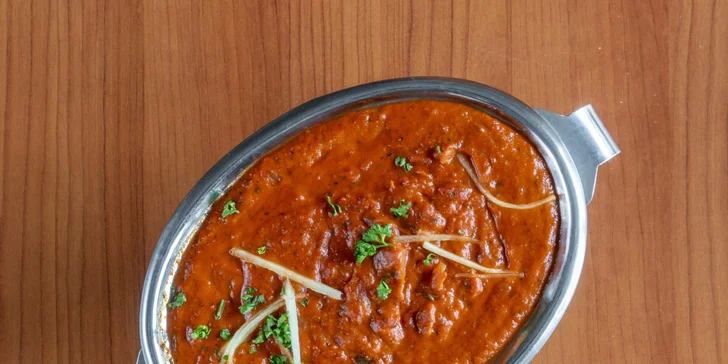 Indické tříchodové menu pro dva: vegetariánské speciality nebo menu s kuřecím masem