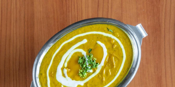 Indické tříchodové menu pro dva: vegetariánské speciality nebo menu s kuřecím masem