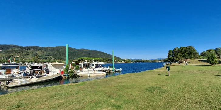 Italská dovolená v resortu s bungalovy v oblasti mezi Ligurií a Toskánskem: snídaně, výlety i pláž