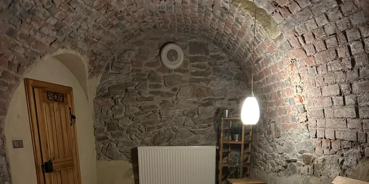 Božská relaxace: thajská relaxační a Bali masáž celého těla včetně párové varianty se saunou a sektem