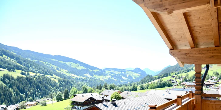 Luxusní pobyt v rakouských Alpách: polopenze plus, wellness s infinity bazénem