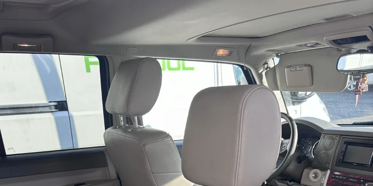 Čištění textilního či koženého interiéru: varianty pro osobní auta i SUV
