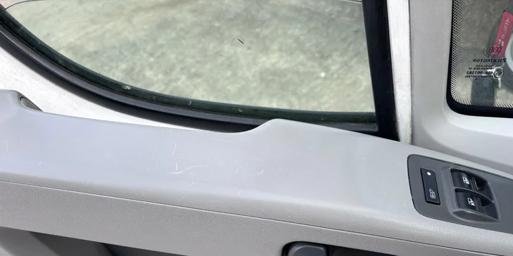 Čištění textilního či koženého interiéru: varianty pro osobní auta i SUV