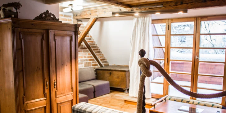 Pobyt na chalupě v Podkrkonoší: vybavené studio či apartmán, sauna a jacuzzi