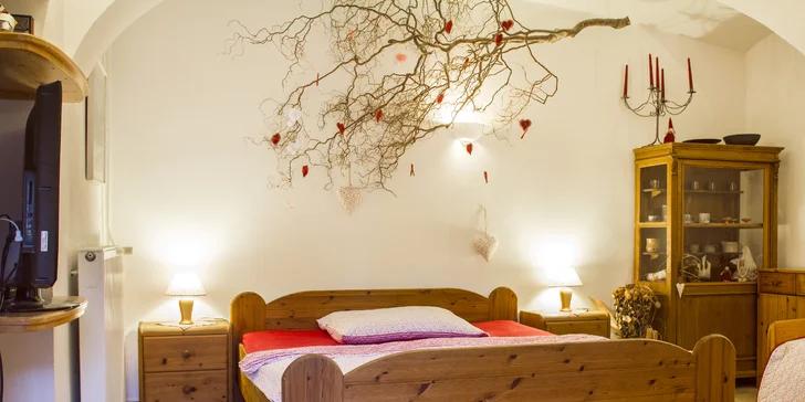 Pobyt na chalupě v Podkrkonoší: vybavené studio či apartmán, sauna a jacuzzi