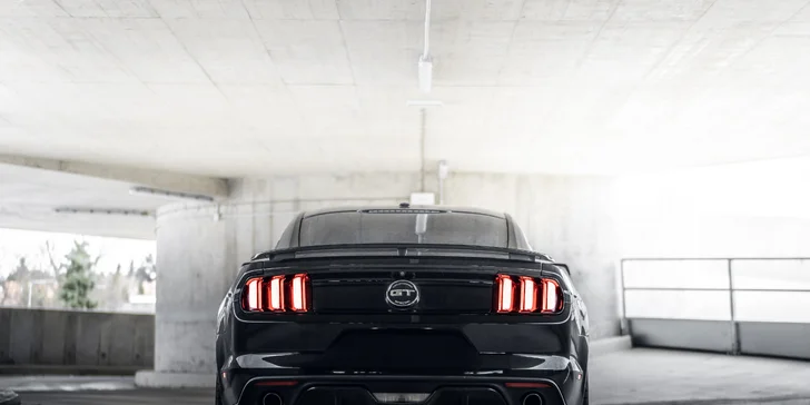 Pronájem Fordu Mustang GT Shelby paket: až 48 hod. ve všední dny