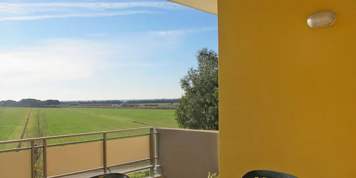 Italská dovolená v oblasti mezi Ligurií a Toskánskem: apartmány s kuchyňkou, venkovní bazény