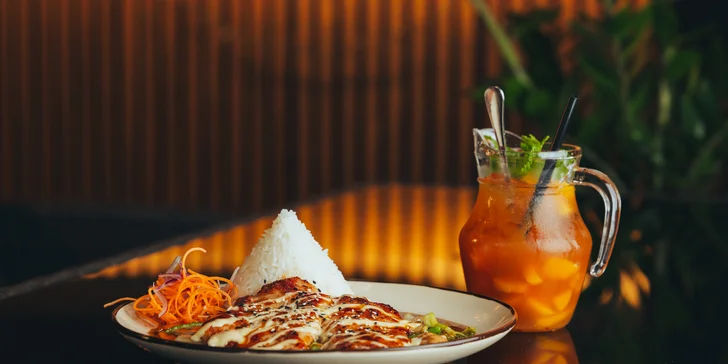 Voucher na 500 nebo 1 000 Kč na cokoliv v asijské restauraci Nón Lá