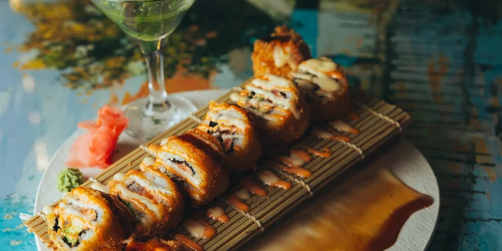 Voucher na 500 nebo 1 000 Kč na cokoliv v asijské restauraci Nón Lá