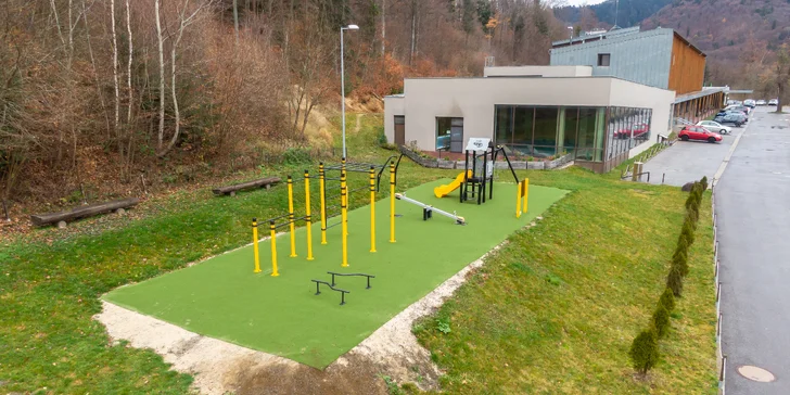 Pobyt v srdci Štiavnických vrchů: polopenze a neomezený relax ve wellness