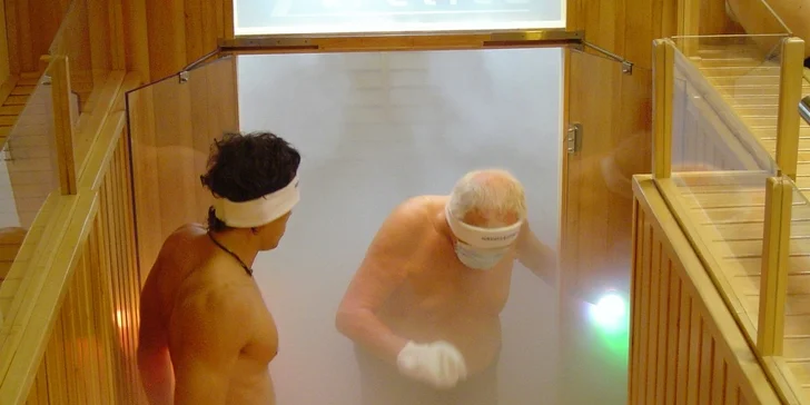 Mrazivá terapie při &minus;130 °C a až 20 min cvičení