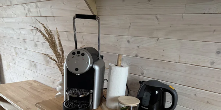 Pobyt u obory s daňky v Lužických horách: tiny house i se snídaní pro 2 osoby