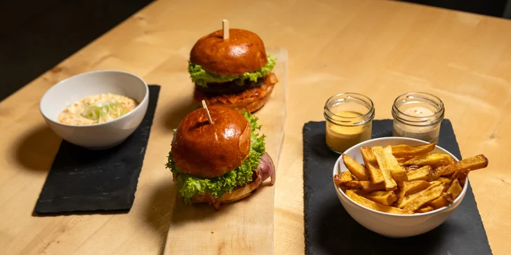 Burger dle výběru ze 6 druhů pro 1 nebo 2 osoby: restaurace v areálu Landek parku