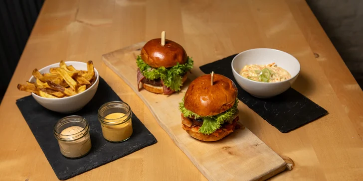 Burger dle výběru ze 6 druhů pro 1 nebo 2 osoby: restaurace v areálu Landek parku