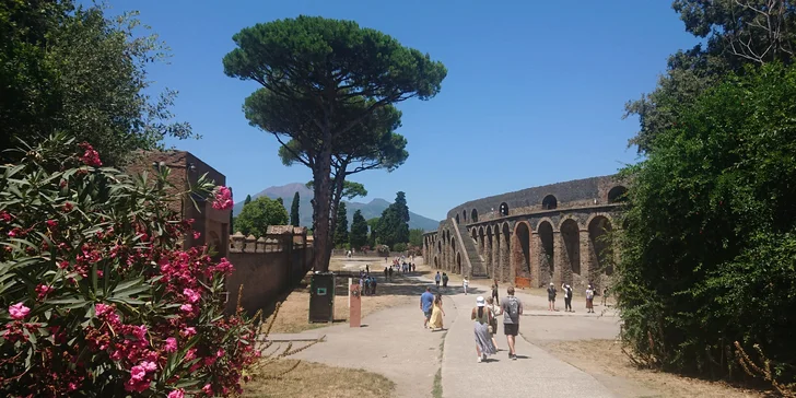 Poklady Neapolského zálivu: Neapol, Vesuv, Pompeje a ostrov Capri, 2 noci, doprava busem