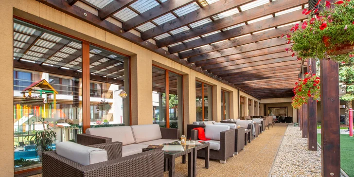 Wellness hotel v Rajeckých Teplicích: neomezený relax, polopenze a mnoho aktivit