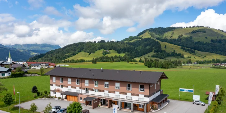 Dovolená u Saalbachu: hotel se saunami a snídaní, karta výhod Pillersee Guest Card