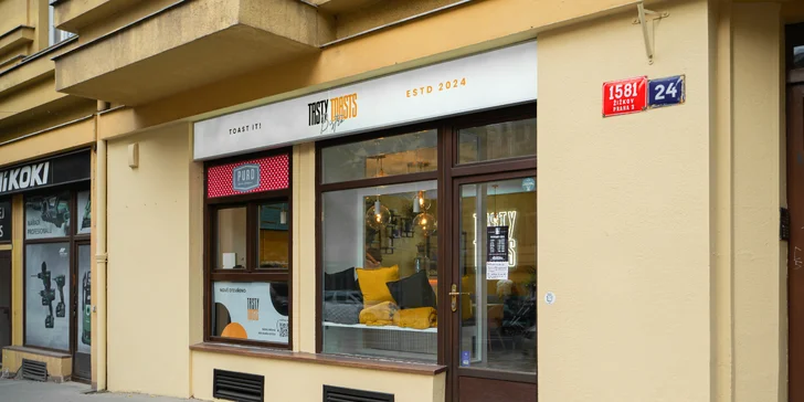 Zapečené nebo čerstvé toasty dle výběru vč. přílohy a nápoje pro 1-2 osoby