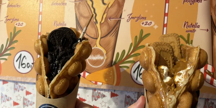 Sladké bublinkové vafle s náplní dle výběru: Bueno, Oreo, Lotus či choconut