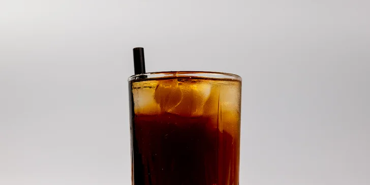 2 nebo 4 drinky v centru Ostravy: cuba libre, skinny bitch i gin & tonic