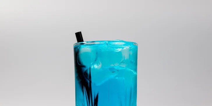 2 nebo 4 drinky v centru Ostravy: cuba libre, skinny bitch i gin & tonic