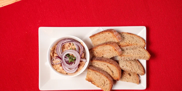 Tříchodové menu v Depo Orlová pro dva i s nápoji, které vám doveze vláček