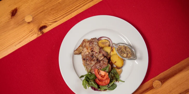 Tříchodové menu v Depo Orlová pro dva i s nápoji, které vám doveze vláček