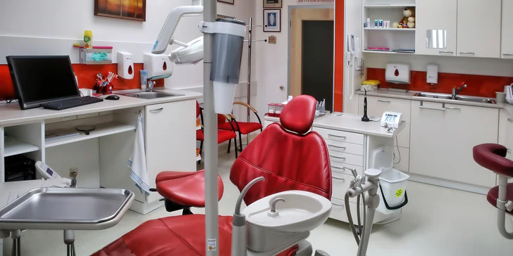 Důkladná dentální hygiena pro děti i dospělé