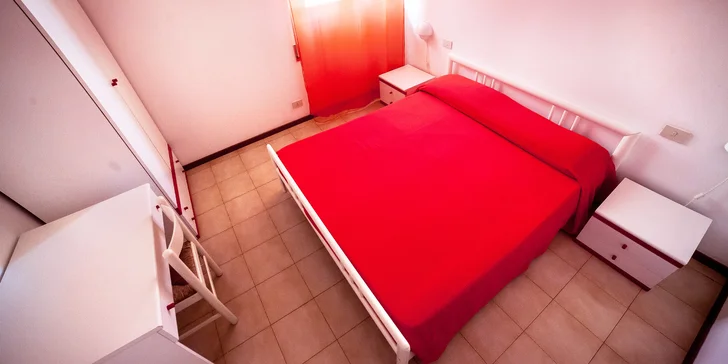 Italská dovolená v oblasti mezi Ligurií a Toskánskem: apartmány s kuchyňkou, venkovní bazény