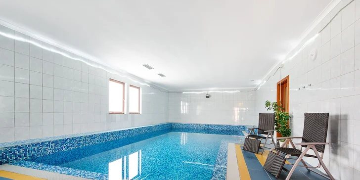 Odpočinek v jižních Čechách: penzion se snídaní nebo polopenzí, bazén, wellness