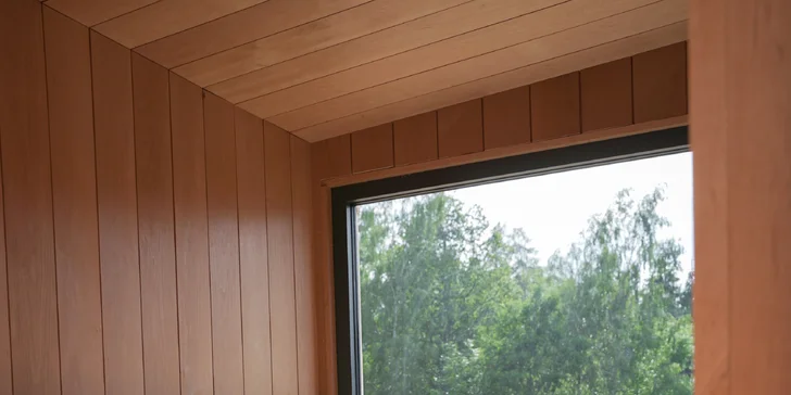 Moderní chata v jižních Čechách: vlastní sauna, vířivý sud i kapacita až 6 osob
