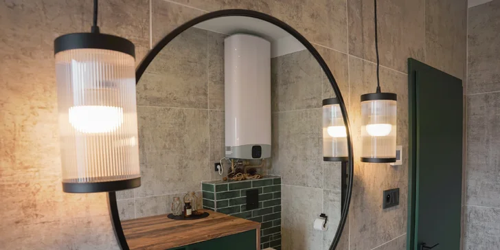 Moderní chata v jižních Čechách: vlastní sauna, vířivý sud i kapacita až 6 osob
