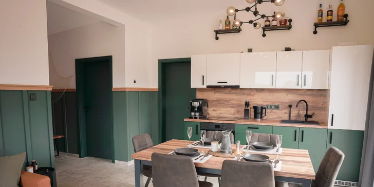 Moderní chata v jižních Čechách: vlastní sauna, vířivý sud i kapacita až 6 osob