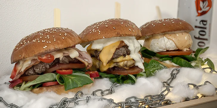 3 nebo 6 miniburgerů s hovězím masem, hermelínem, slaninou i čedarem