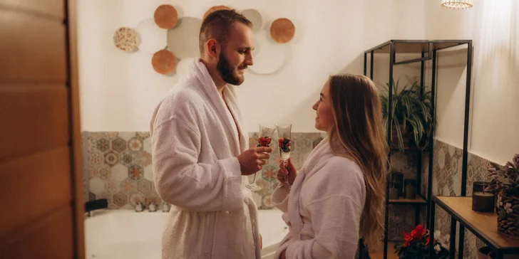 Privátní wellness apartmán pro dva: vstup na 4 hodiny nebo 1 noc plná relaxace