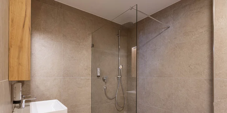 Kitzbühelské Alpy: apartmány až pro 6 lidí, wellness, super poloha blízko sjezdovek