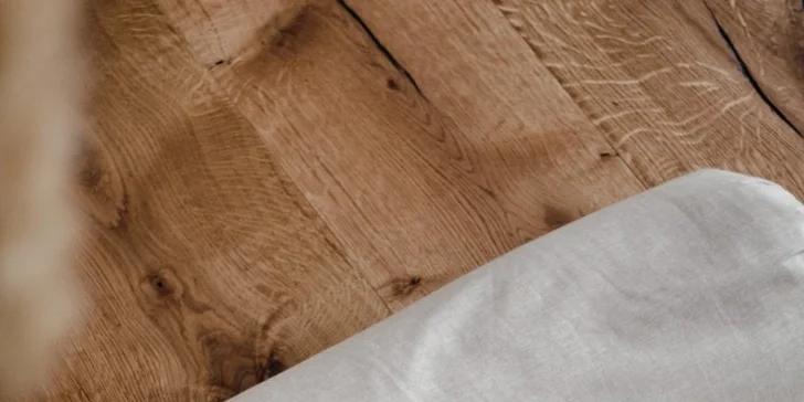 Měsíční členství do White Sage Therapy: jóga s infračerveným světlem, pilates i Wim Hof