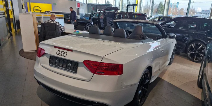 Zapůjčení cabrioletu Audi A5 i s mini karavanem: 12 či 24 hod. nebo víkend