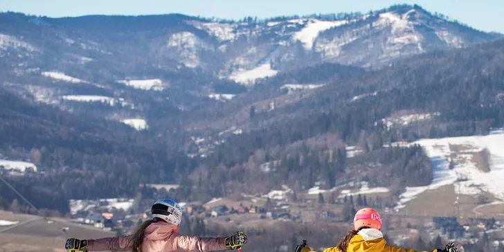 Denní skipas platný v 11 skiareálech ve Slezských Beskydech pro 1 osobu: až 30 km sjezdovek