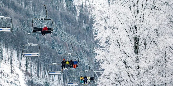 Denní skipas platný v 11 skiareálech ve Slezských Beskydech pro 1 osobu: až 30 km sjezdovek