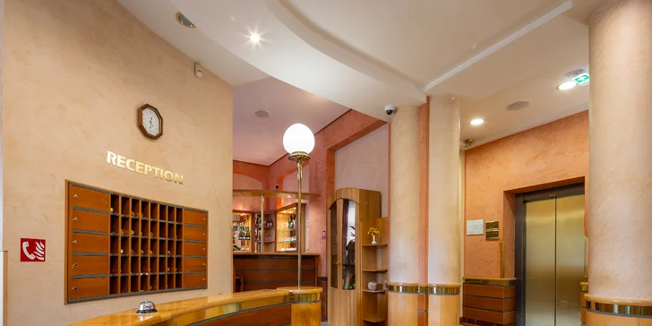 4* pobyt v centru Karlových Varů: ubytování se snídaní, wellness i projížďkou v kočáře