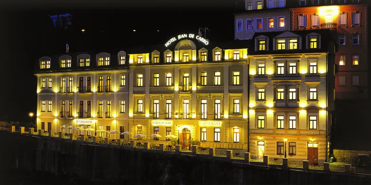 4* pobyt v centru Karlových Varů: ubytování se snídaní, wellness i projížďkou v kočáře