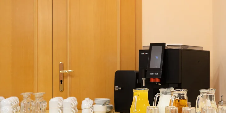 4* pobyt v centru Karlových Varů: ubytování se snídaní, wellness i projížďkou v kočáře