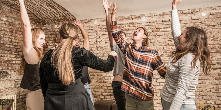 Herecký minikurz na zkoušku v brněnském divadle Lumos: etudy, impro i jevištní pohyb