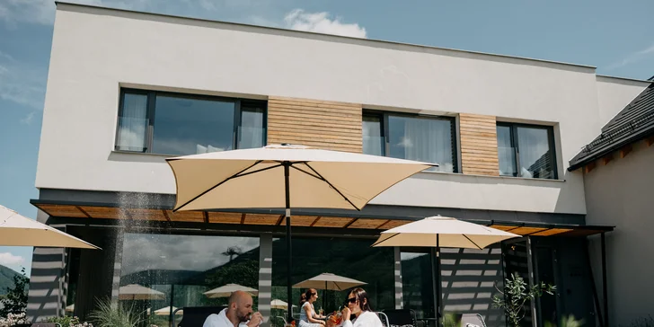 Designový hotel v Beskydech: apartmán s vířivkou, vyhlášená kuchyně, polopenze