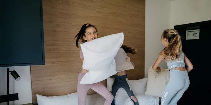 Designový hotel v Beskydech: apartmán s vířivkou, vyhlášená kuchyně, polopenze